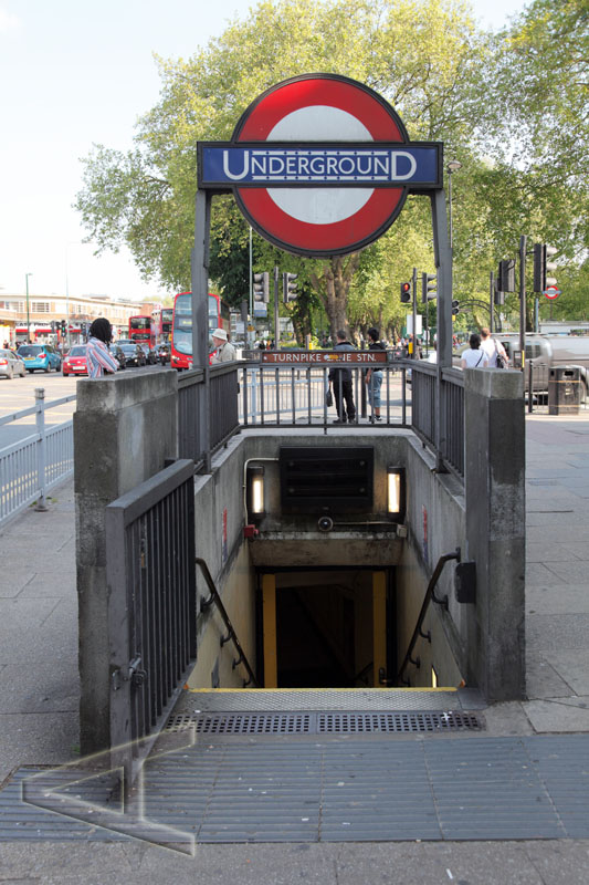 London Underground -  Turnpike Lane